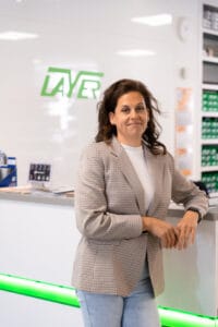 Virág Katalin_Értékesítési munkatárs_Építők Áruháza